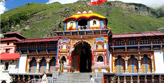 how to complete badrinath temple yatra distance from dehradun in hindi